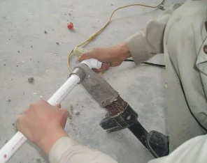 尖山漏水维修电话